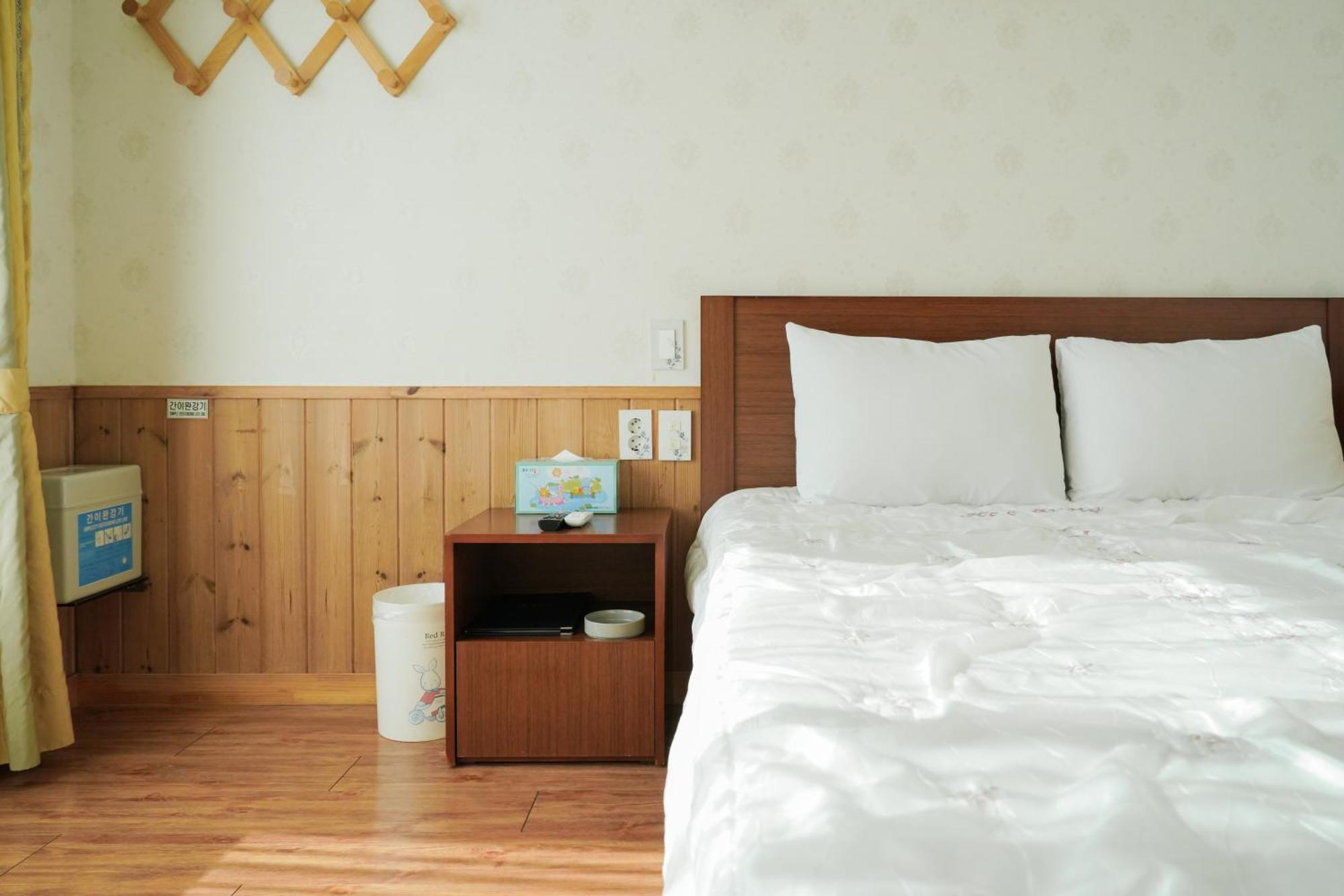 Jungmun Haesung Parktel Villa Seogwipo Eksteriør bilde